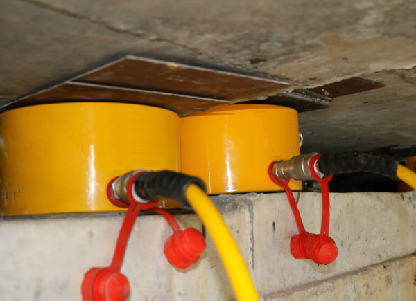 千斤顶是什么？