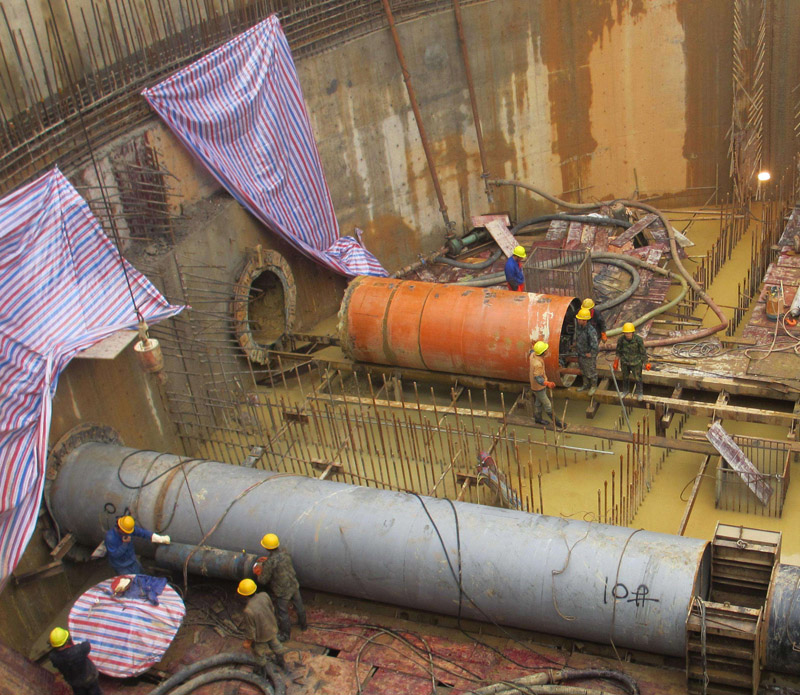 湖北顶管机施工现场