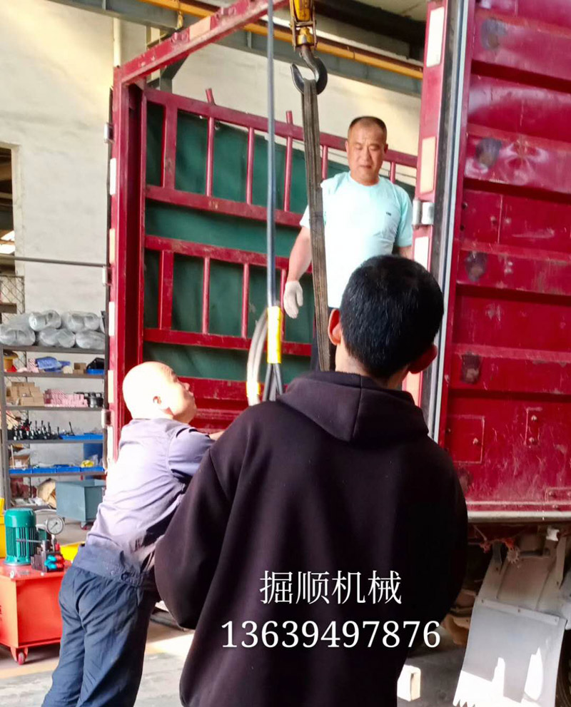 定制生产的湖南液压油缸今天发货